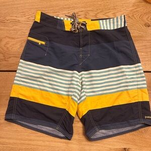 Patagonia Multicolor Swim Shorts blue yellow size 32‎ waist men’s